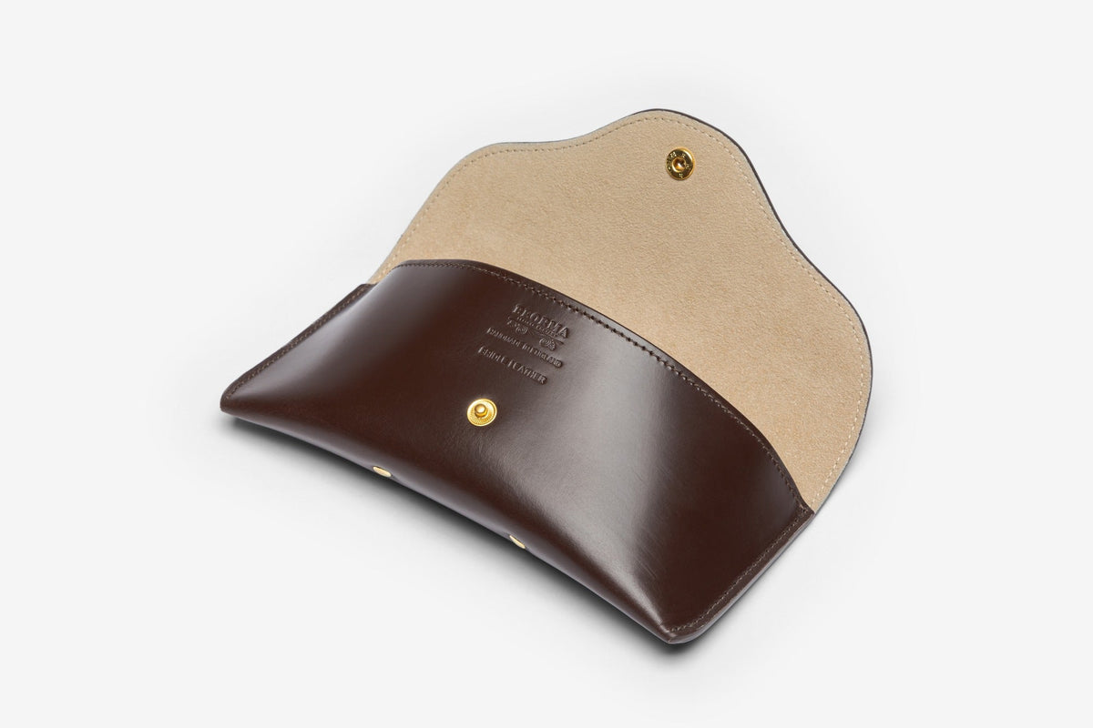 Bridle leather sunglasses case in Brown - open