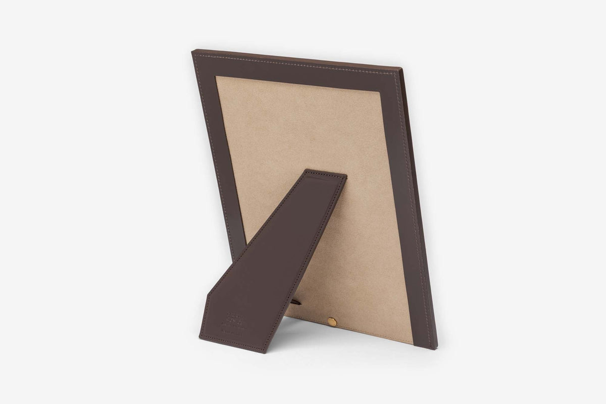 Beorma Large Frame in Brown – reverse