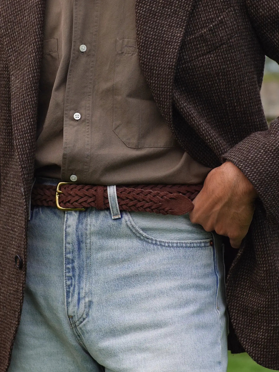 @dapperclassic wearing the Beorma brown suede woven belt
