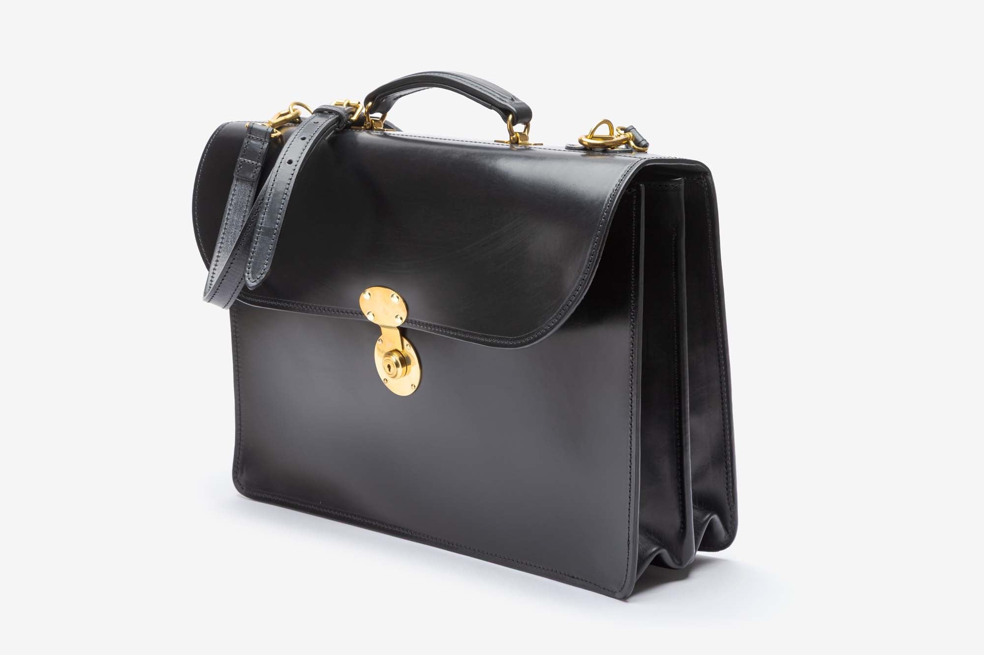 The Fleet briefcase in Black - angle