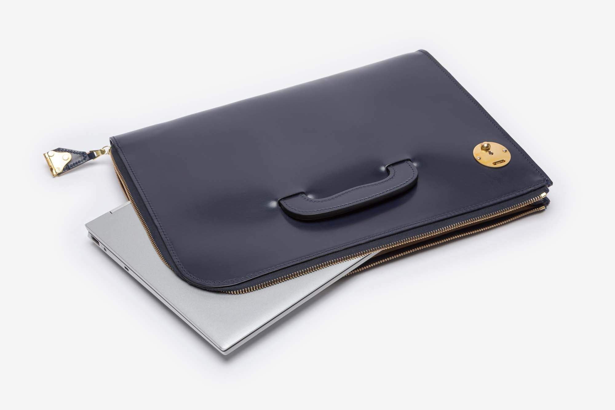 The Melbury folio in Navy - handles down