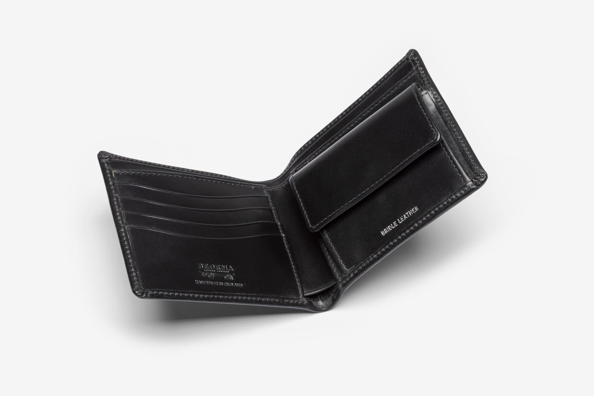 The Clarence wallet in Black - open