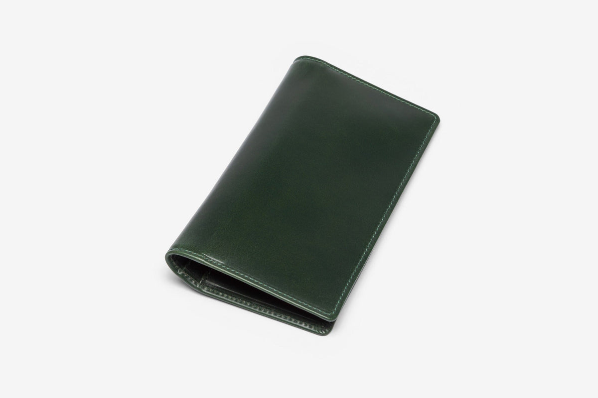 The Winterbourne jacket wallet in Green